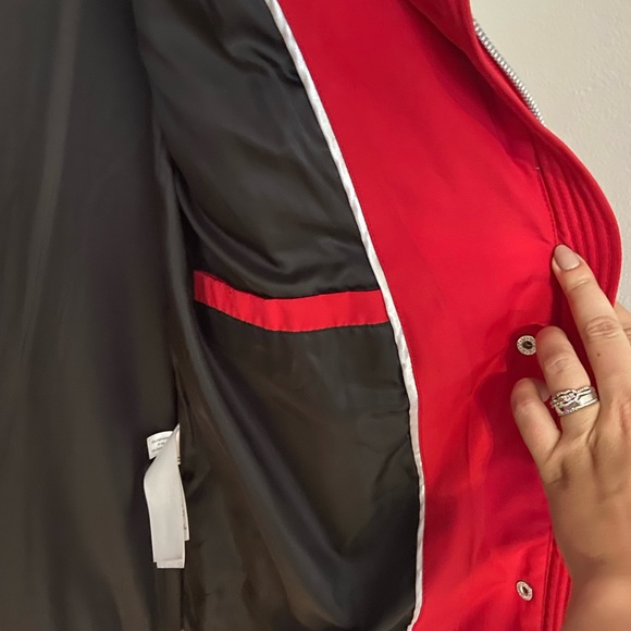 DKNY winter coat - Cherry 🍒 Red Women’s Small - Picture 9 of 9